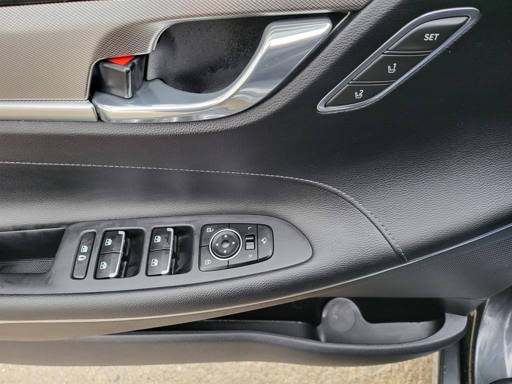 HYUNDAI Grandeur - Vista 11