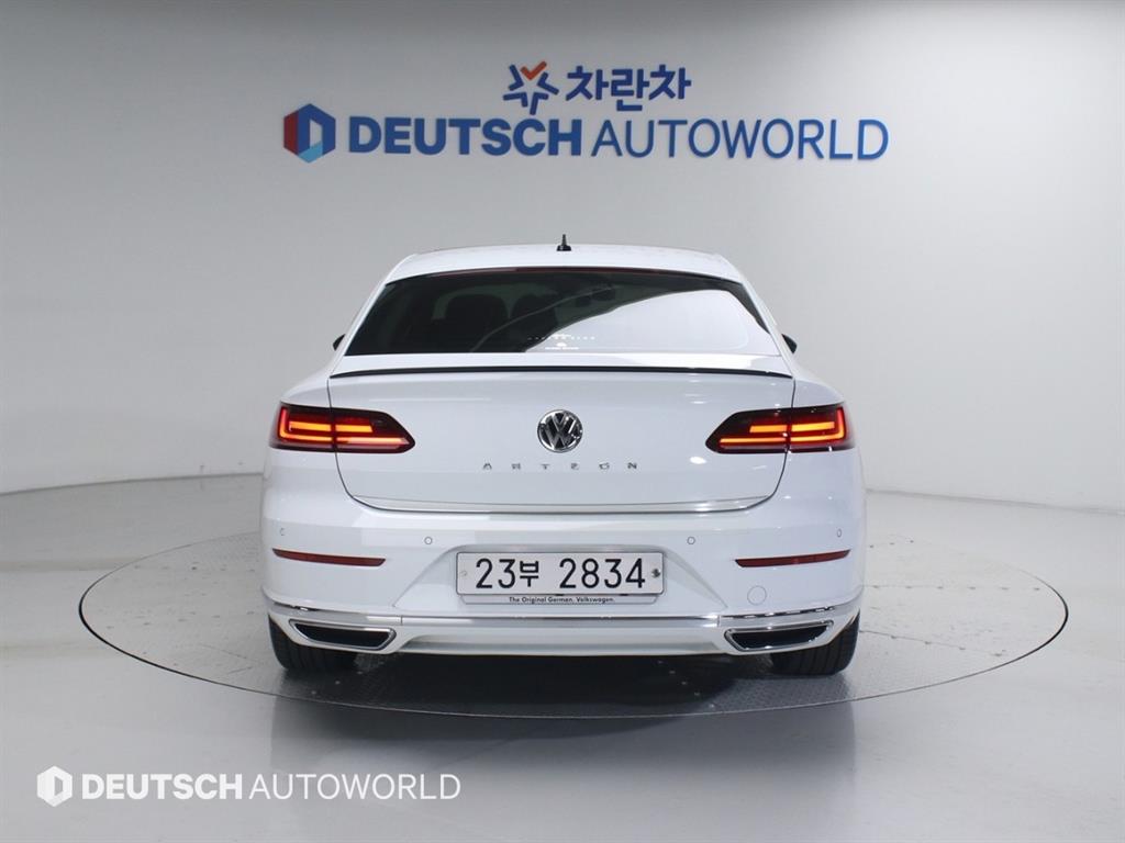 Volkswagen Arteon - Vista 4