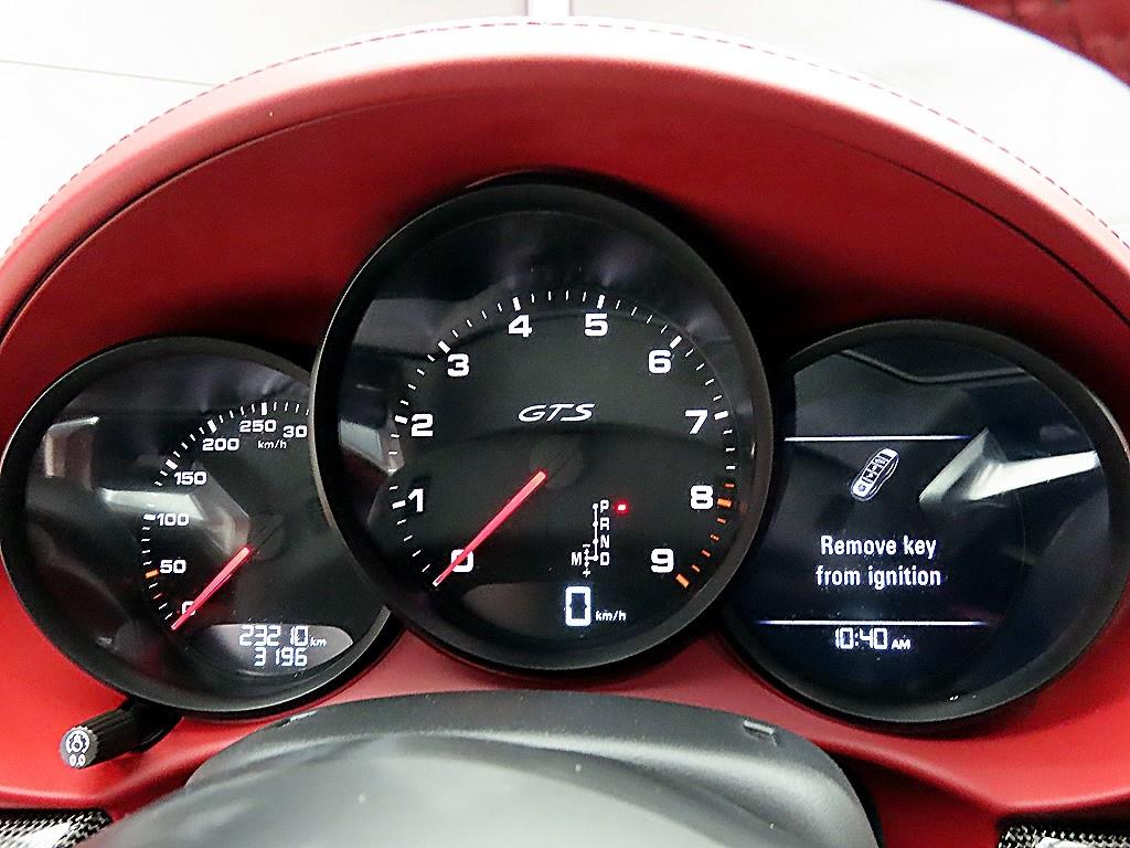 Porsche 718 - Vista 8