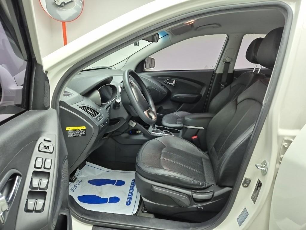 HYUNDAI Tucson - Vista 11