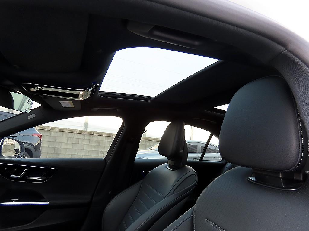 Mercedes Benz C Class 2025 Blanco - Importación desde Corea - HF Imports Iquique - Foto 18