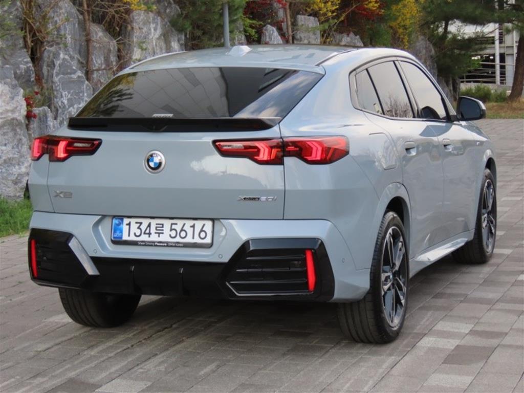 BMW X2 - Vista 5