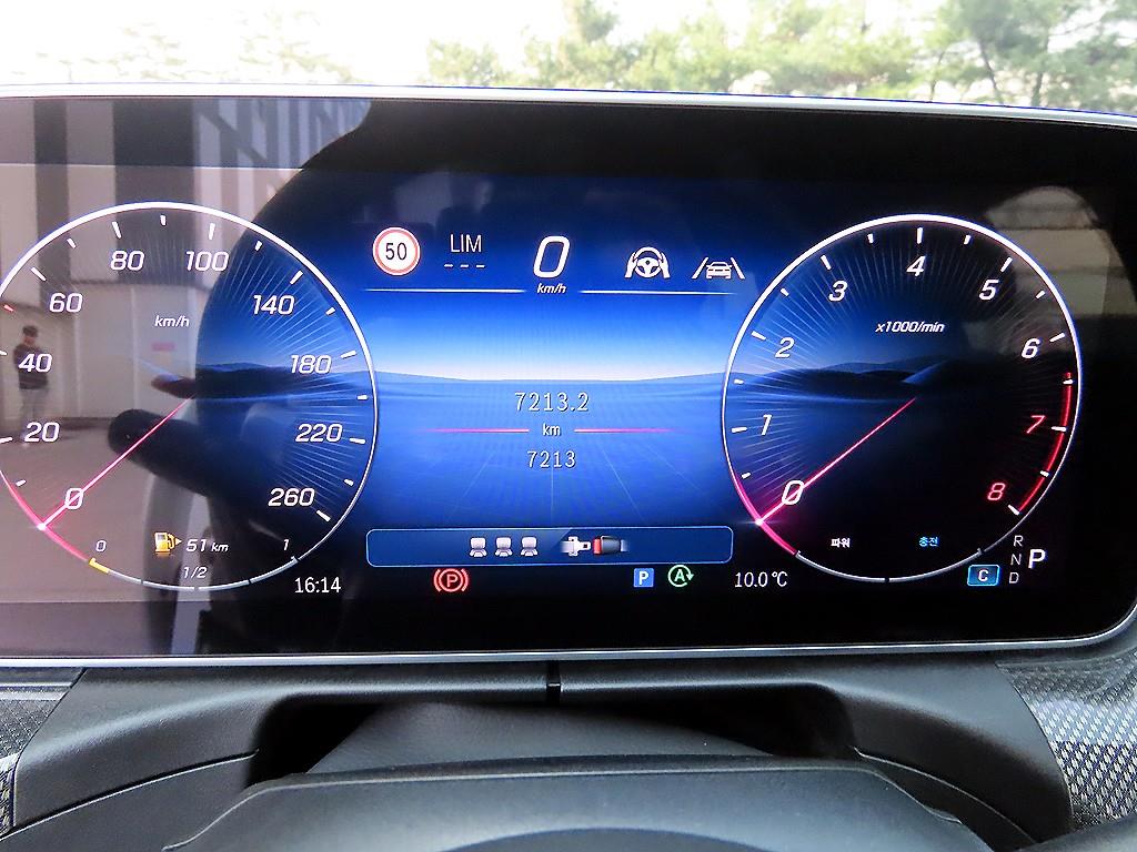 Mercedes Benz C Class - Vista 9