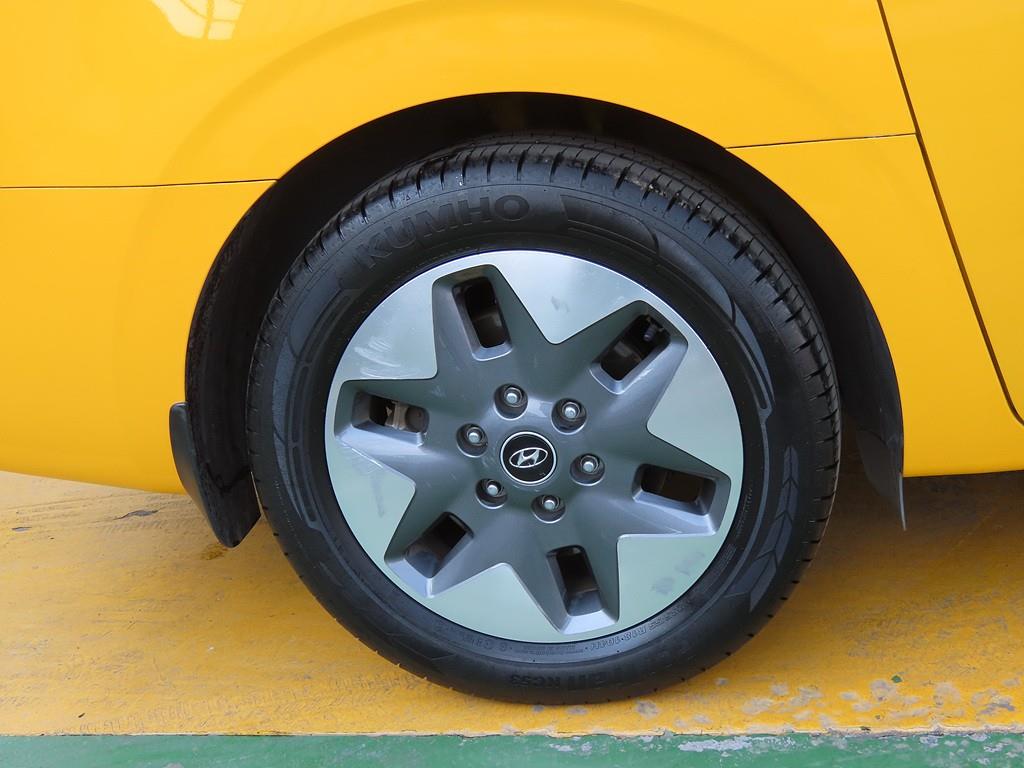 HYUNDAI Staria 2022 Amarillo - Importación desde Corea - HF Imports Iquique - Foto 20