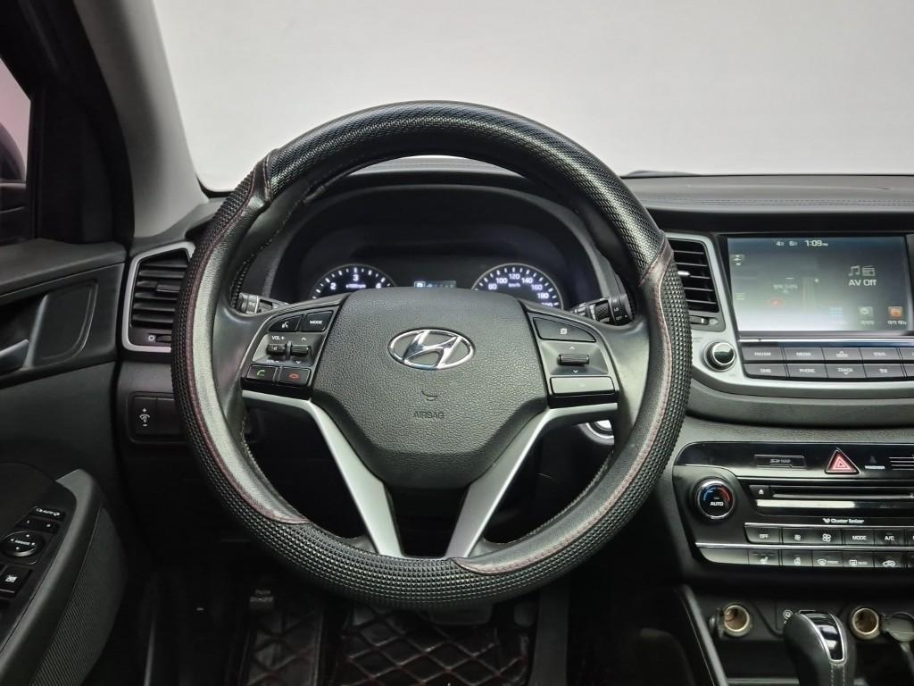 HYUNDAI Tucson - Vista 7