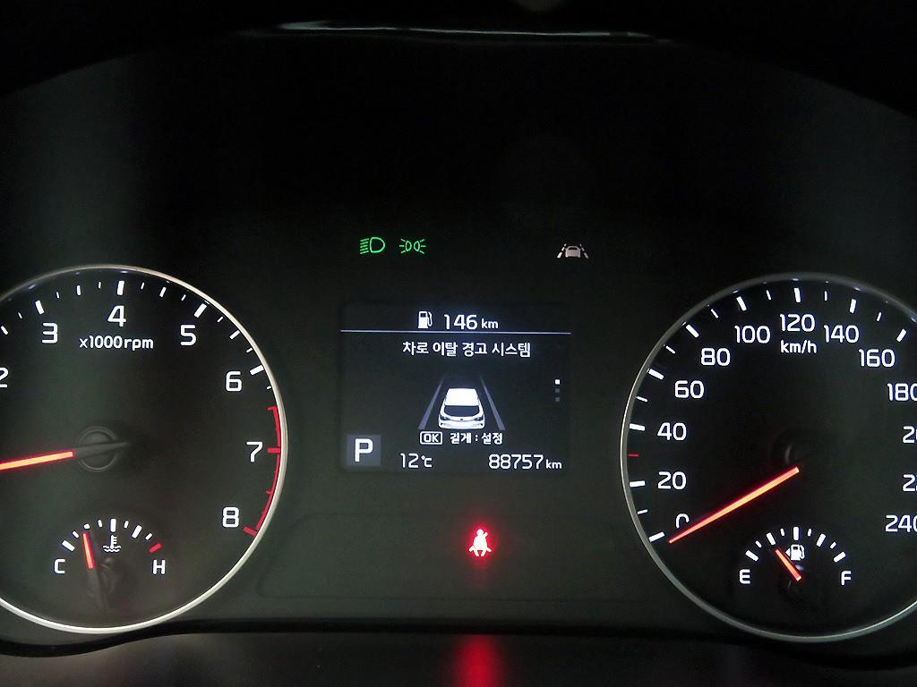 KIA Seltos - Vista 12