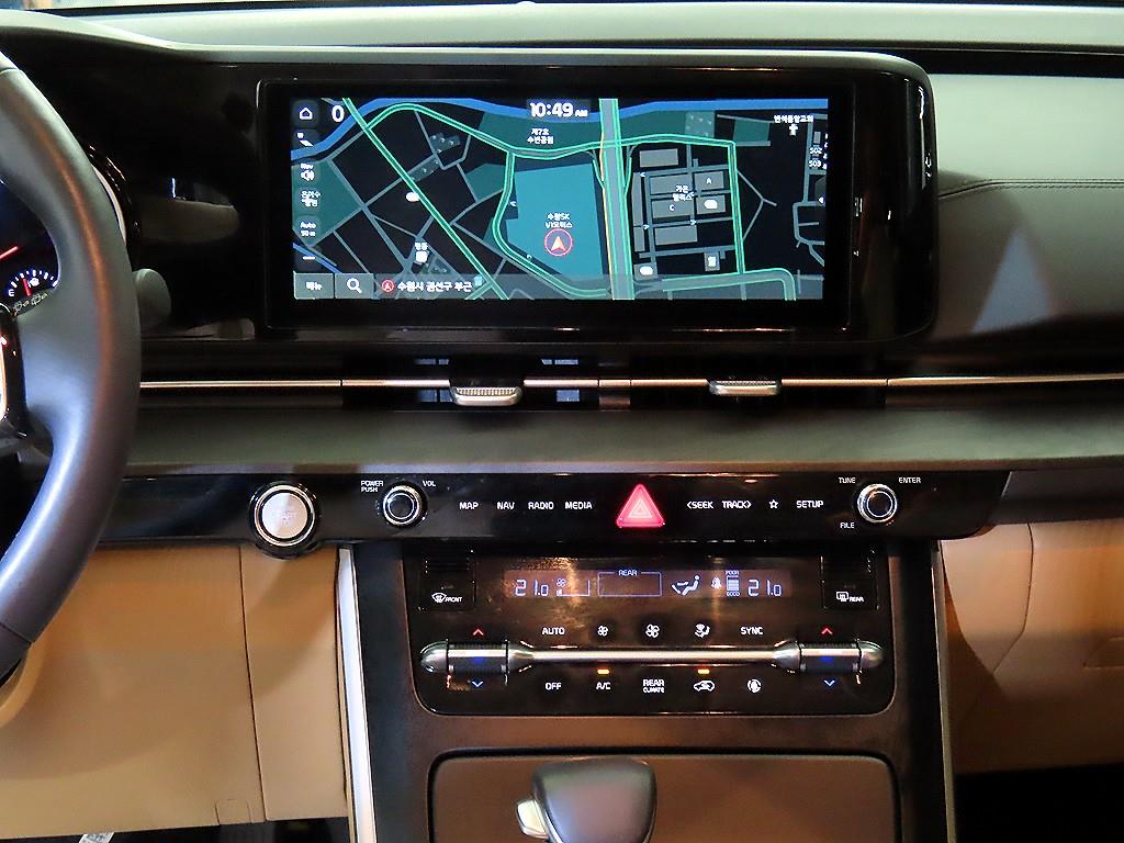 KIA Carnival - Vista 11