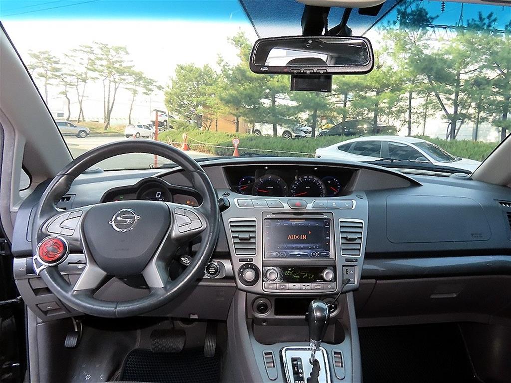 Ssangyong Korando - Vista 7