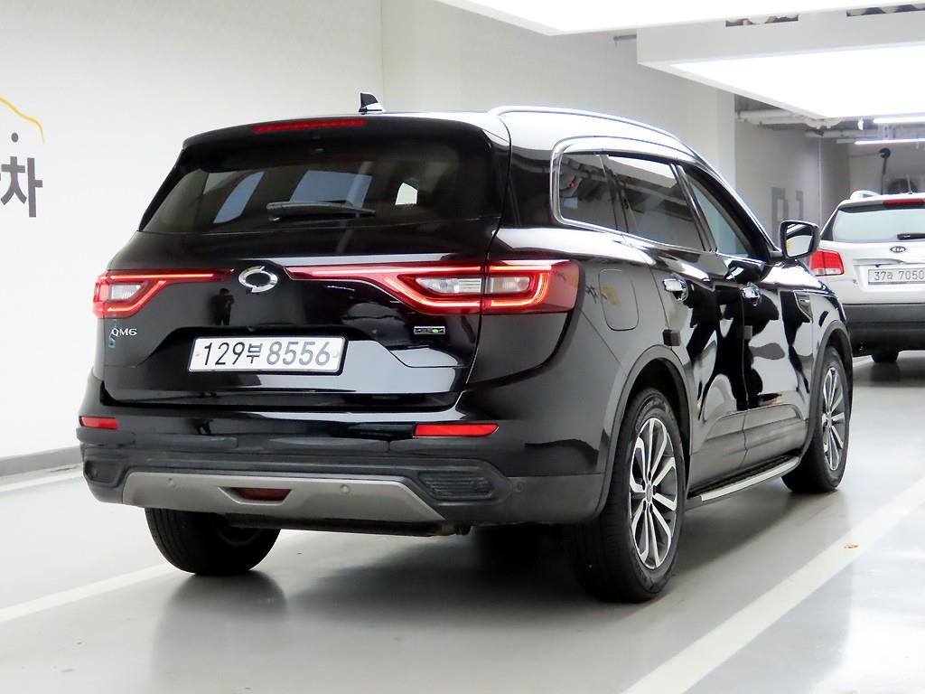 SAMSUNG QM6 - Vista 4