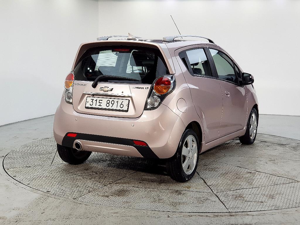 Chevrolet Spark - Vista 4