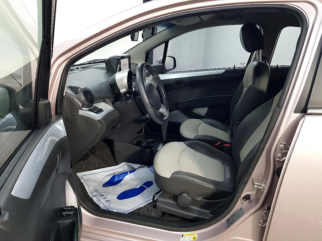 Chevrolet Spark - Vista 8