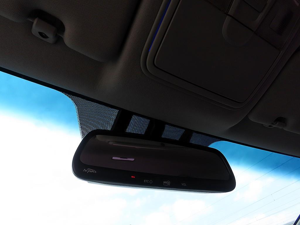 HYUNDAI Avante 2011 Blanco - Importación desde Corea - HF Imports Iquique - Foto 17