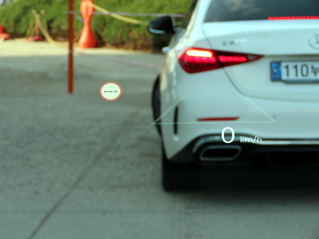 KIA Carnival - Vista 10