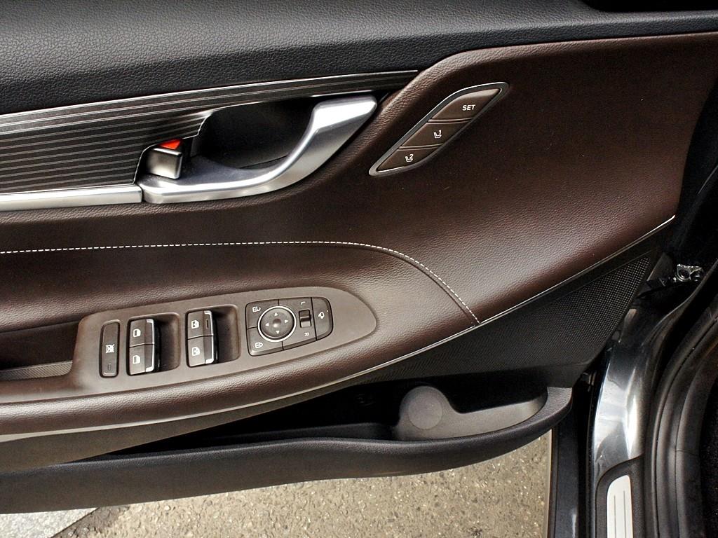 HYUNDAI Grandeur 2019 Gris - Importación desde Corea - HF Imports Iquique - Foto 12