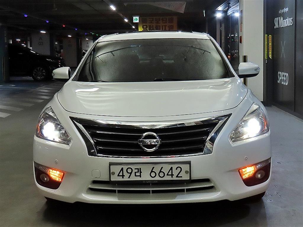 Nissan Altima - Vista 2