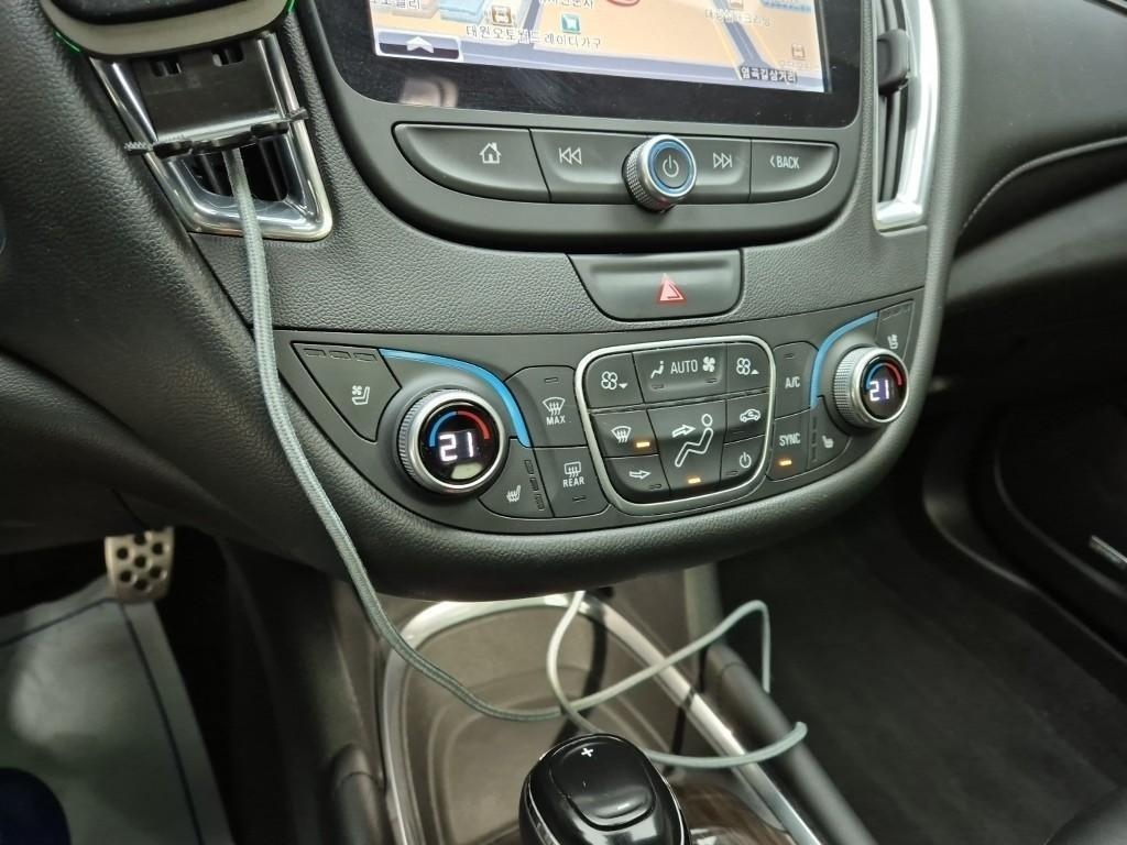 Chevrolet Malibu 2017 Blanco - Importación desde Corea - HF Imports Iquique - Foto 17