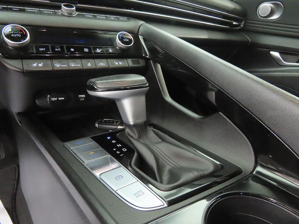 HYUNDAI Avante - Vista 11