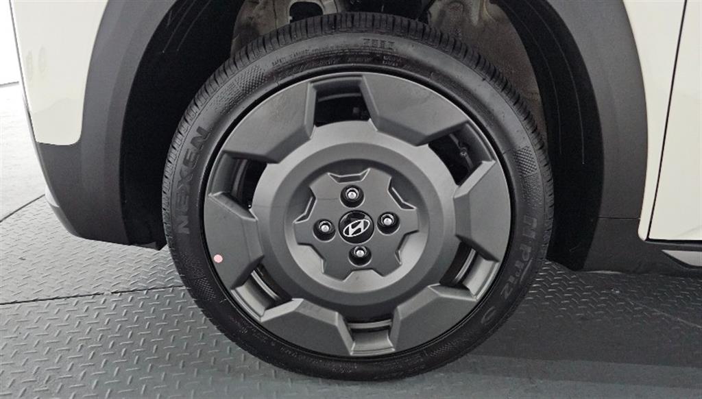 HYUNDAI Casper - Vista 5