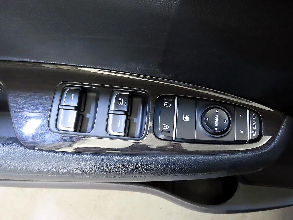 KIA K5 2019 Negro - Importación desde Corea - HF Imports Iquique - Foto 17