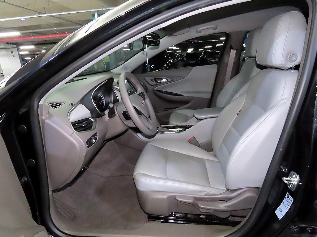 Chevrolet Malibu - Vista 6