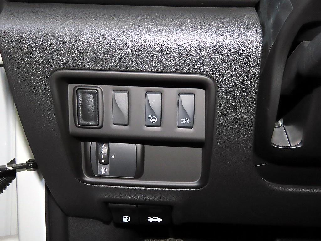 SAMSUNG QM6 2020 Blanco - Importación desde Corea - HF Imports Iquique - Foto 13