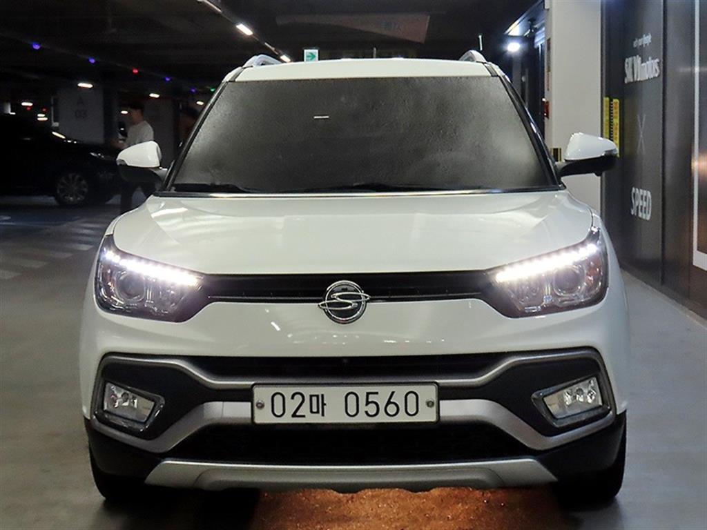Ssangyong Tivoli - Vista 2
