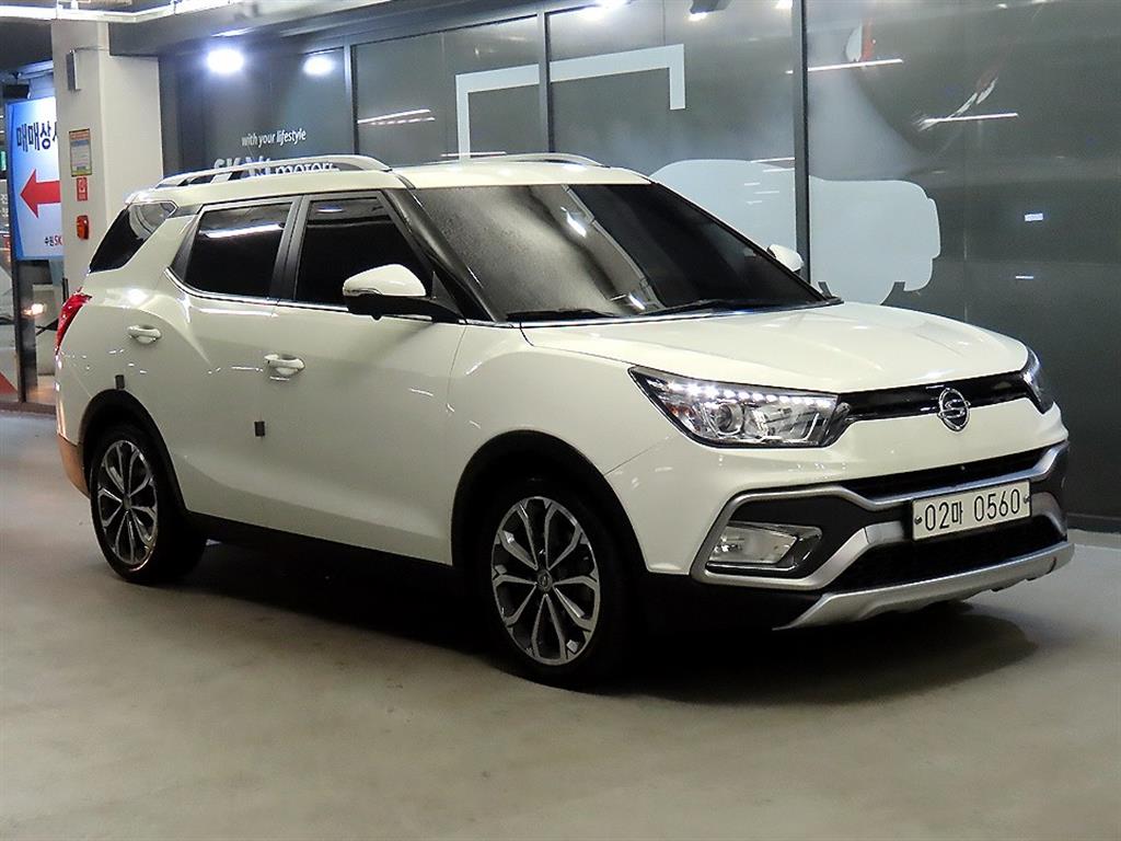 Ssangyong Tivoli 2016 - Importación desde Corea - HF Imports Iquique - Foto 1