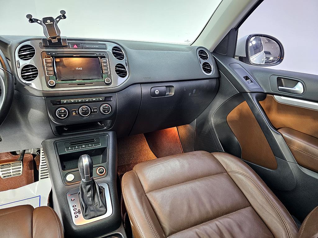 Volkswagen Tiguan - Vista 10