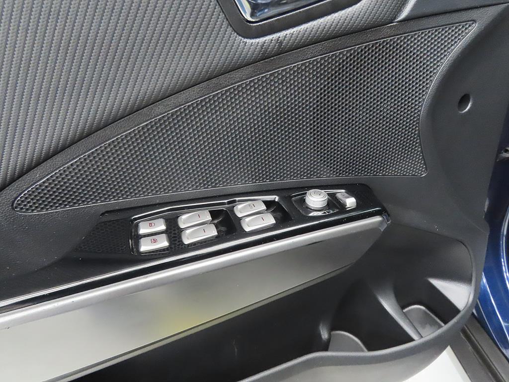 Ssangyong Tivoli 2019 Azul - Importación desde Corea - HF Imports Iquique - Foto 14