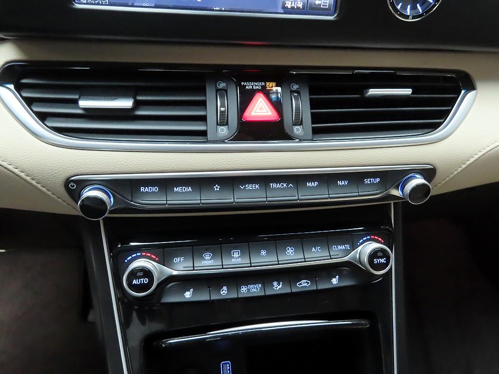 HYUNDAI Grandeur - Vista 10