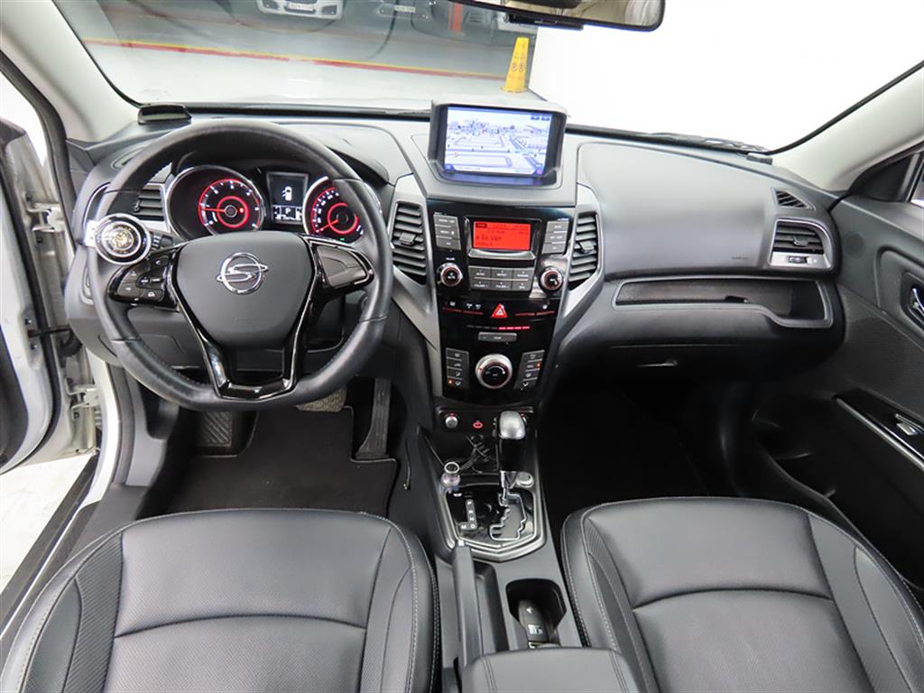 Ssangyong Tivoli - Vista 7