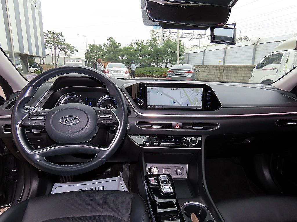 HYUNDAI Sonata - Vista 7