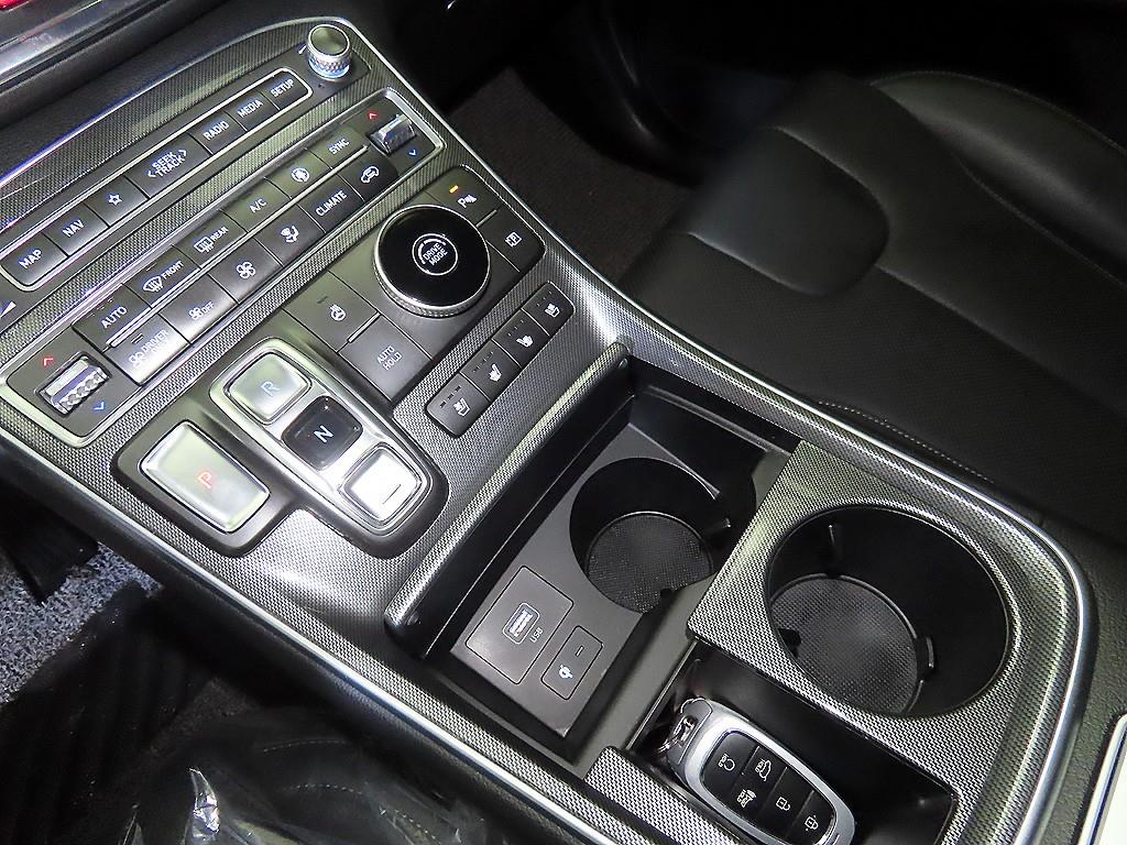 HYUNDAI Santa Fe - Vista 12