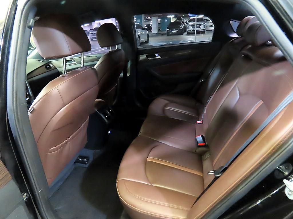 HYUNDAI Sonata - Vista 7