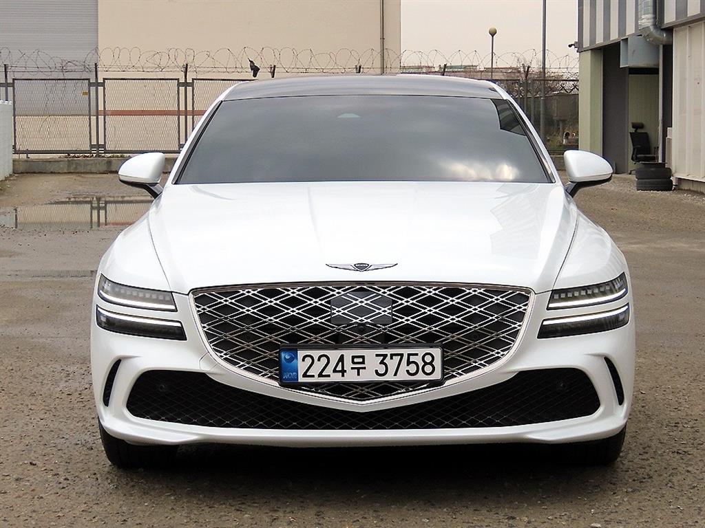 Genesis G80 2026 Blanco - Importación desde Corea - HF Imports Iquique - Foto 1