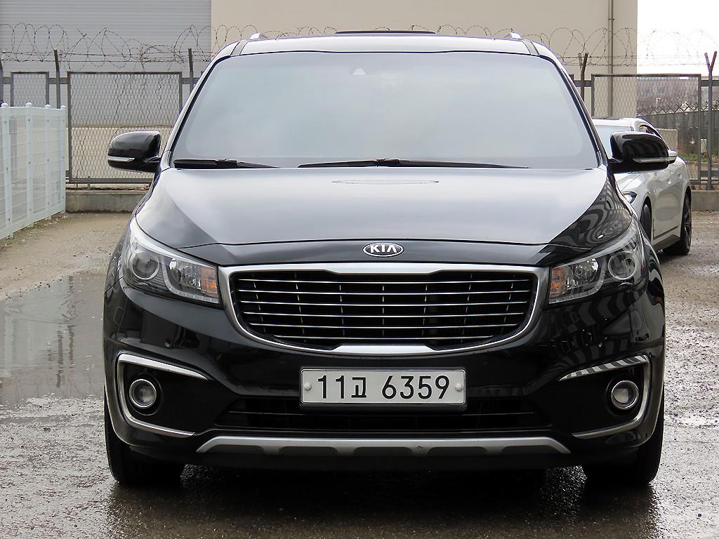 KIA Carnival 2016 Negro - Importación desde Corea - HF Imports Iquique - Foto 1