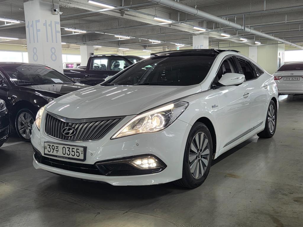 HYUNDAI Grandeur - Vista 2