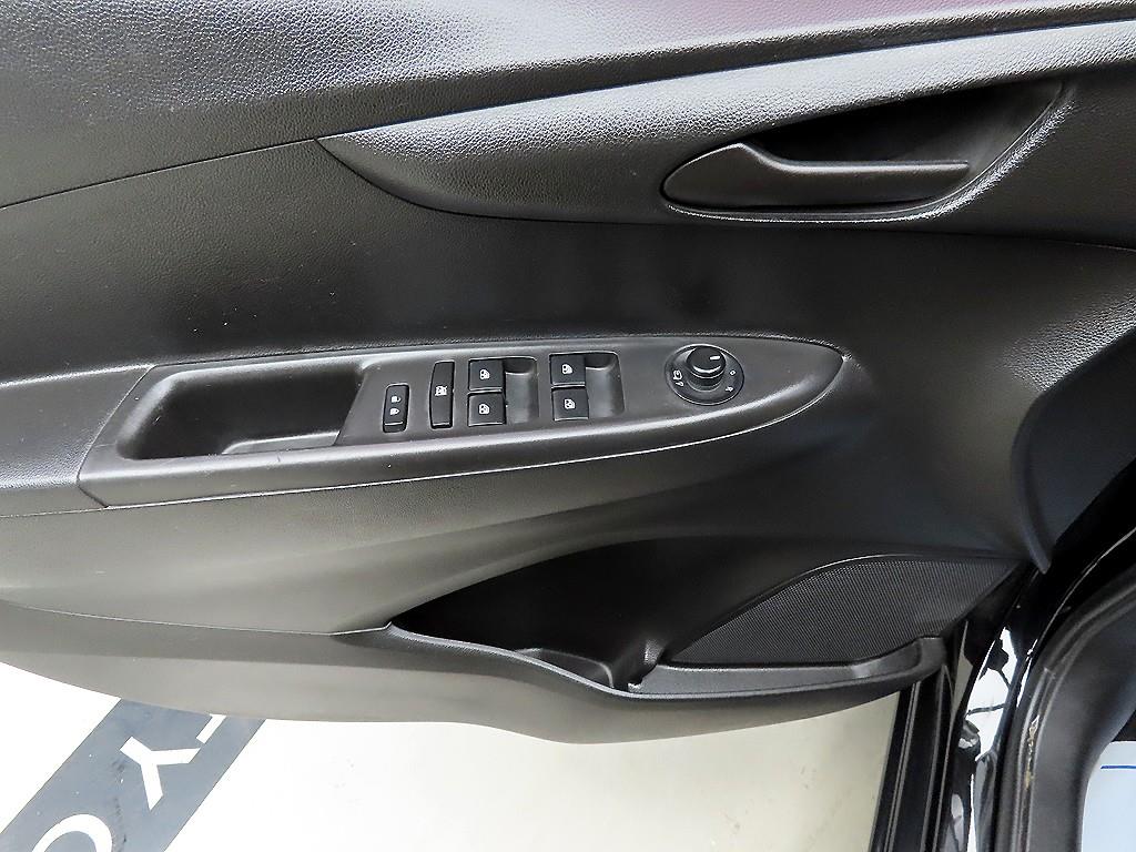 Chevrolet Spark - Vista 11