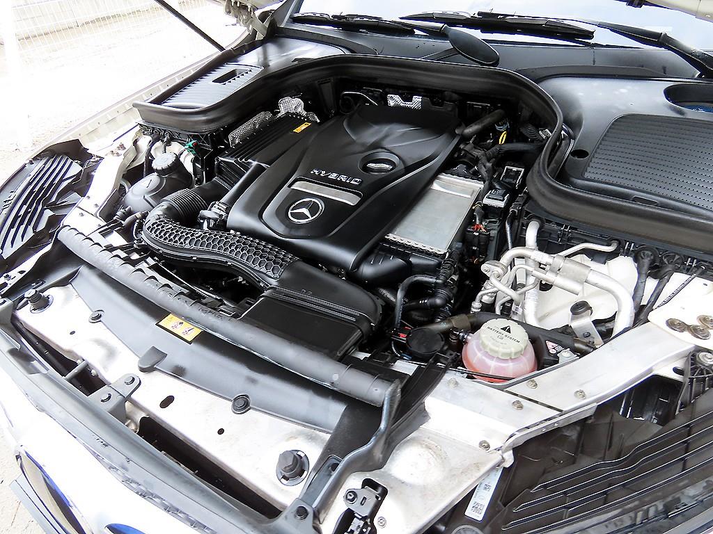 Mercedes Benz GLC Class 2019 Blanco - Importación desde Corea - HF Imports Iquique - Foto 19