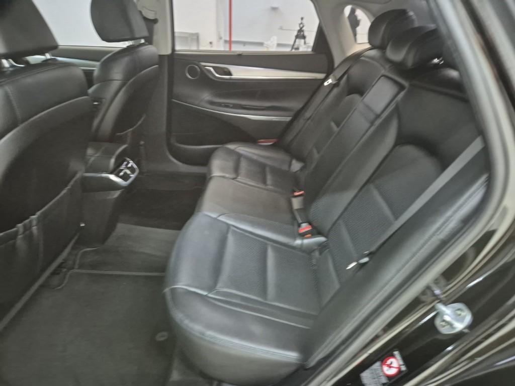 HYUNDAI Grandeur - Vista 12