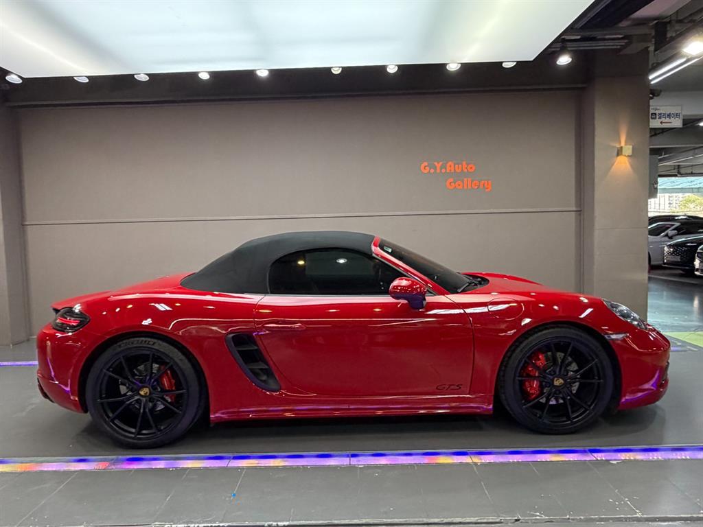 Porsche 718 - Vista 5