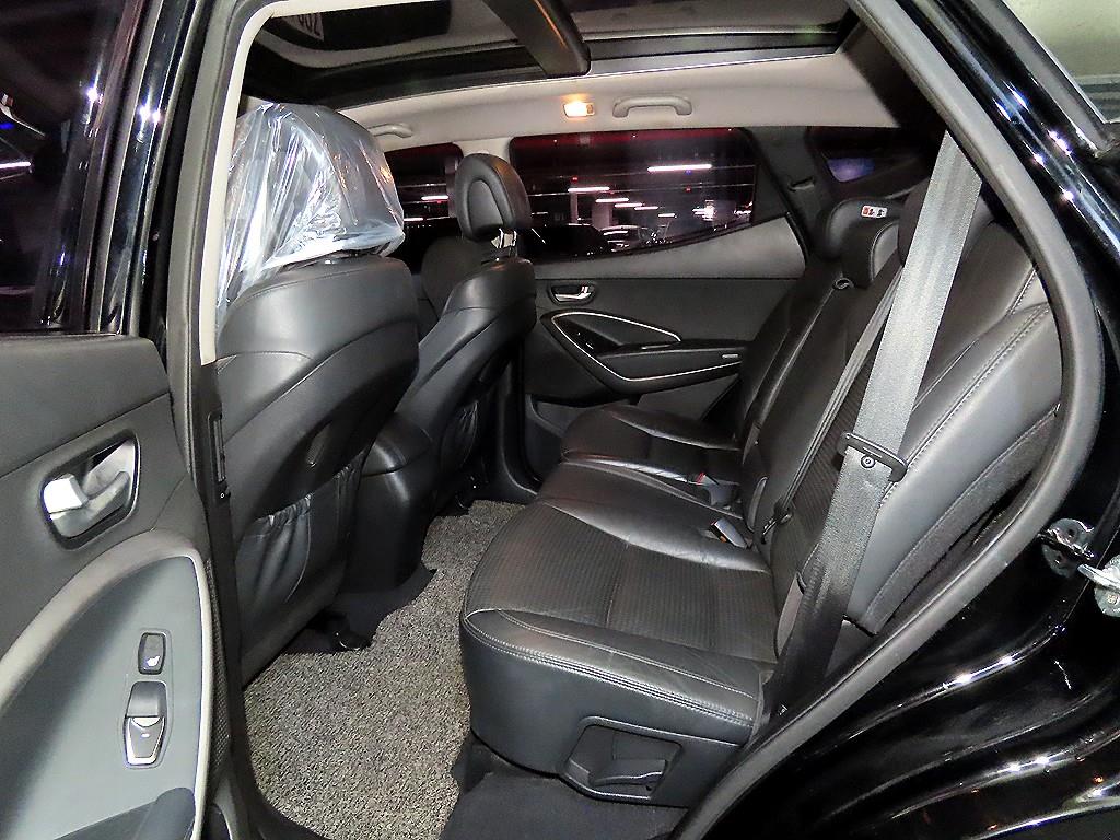 HYUNDAI Santa Fe - Vista 7