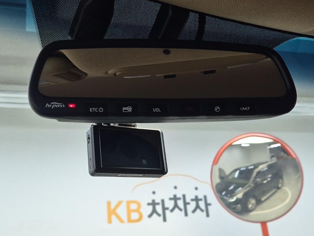 KIA Carnival 2017 Negro - Importación desde Corea - HF Imports Iquique - Foto 16