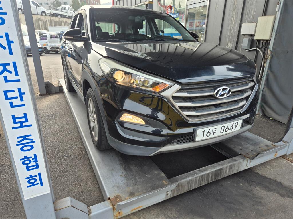 HYUNDAI Tucson 2015 Negro - Importación desde Corea - HF Imports Iquique - Foto 1