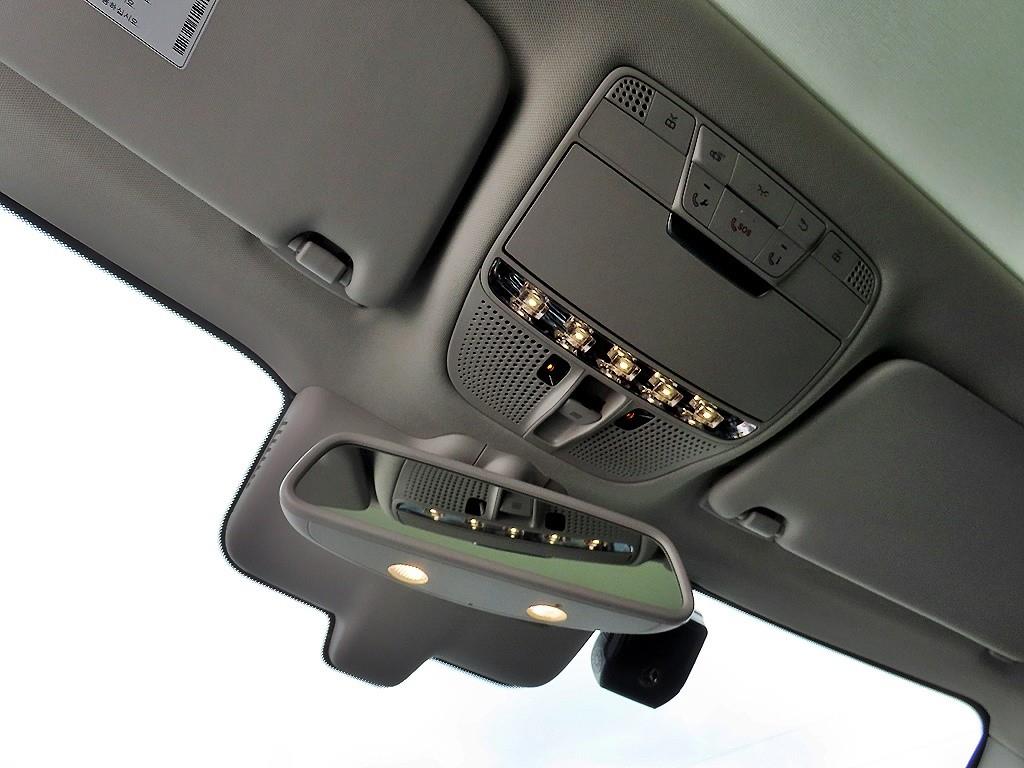 Mercedes Benz GLC Class 2019 Blanco - Importación desde Corea - HF Imports Iquique - Foto 14