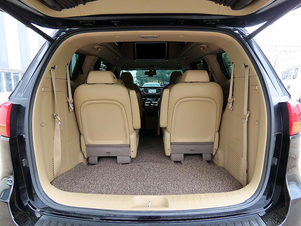 KIA Carnival 2018 Negro - Importación desde Corea - HF Imports Iquique - Foto 16