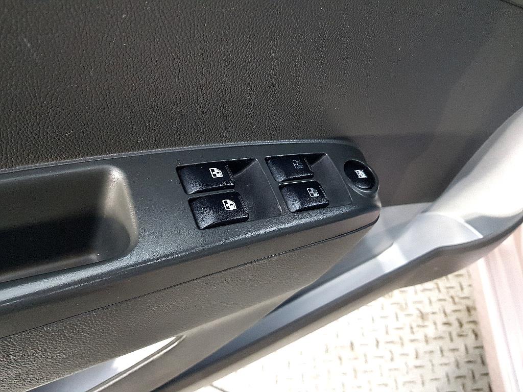 Chevrolet Spark - Vista 11