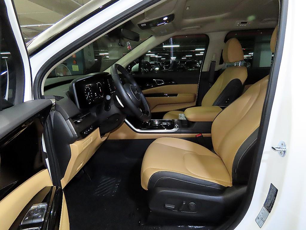 KIA Carnival - Vista 6