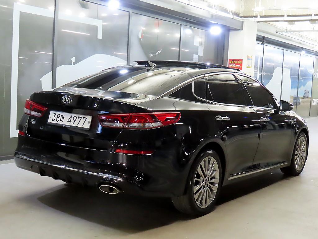 KIA K5 - Vista 4