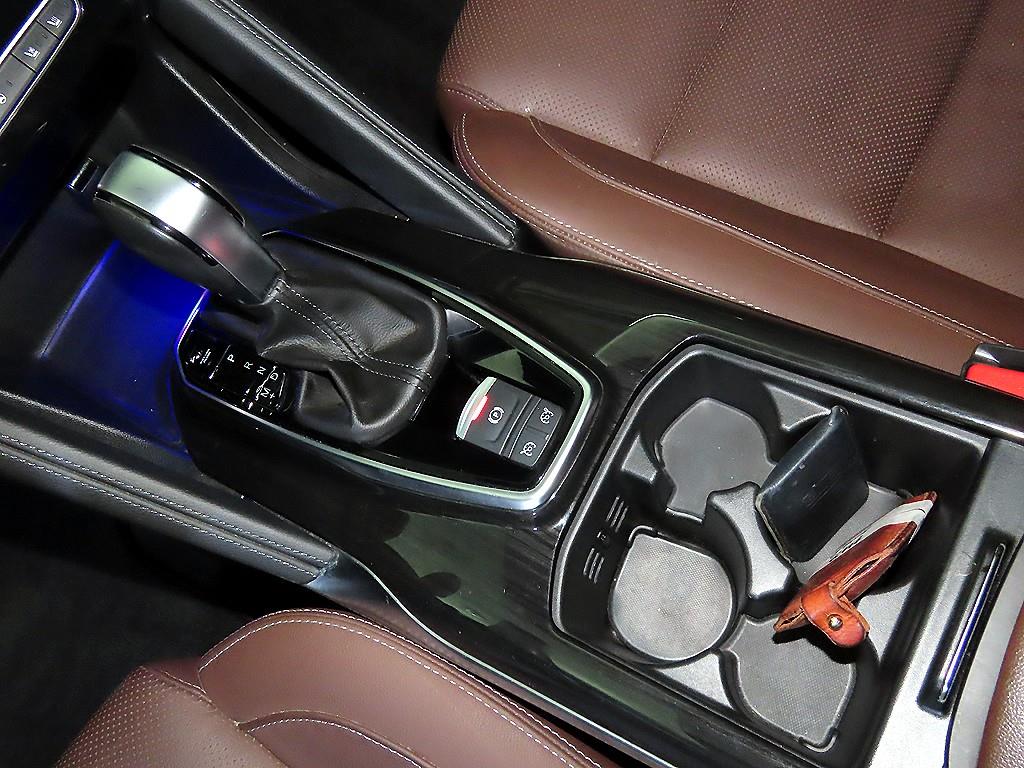 SAMSUNG QM6 - Vista 12